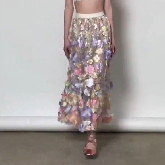 NWT FLORAL DREAMS MAXI SKIRT Dolls Kill Sugar Thrillz Tulle 3D Flowers Size XS - Picture 11 of 17